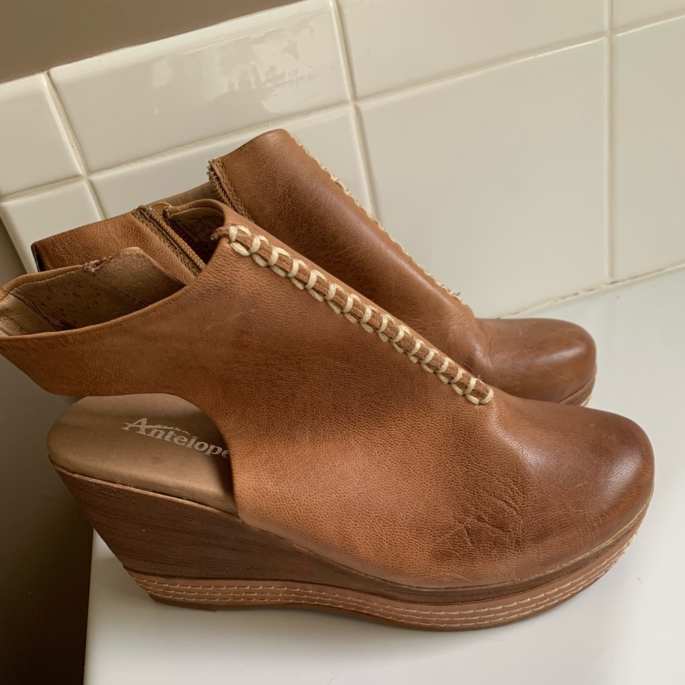 Antelope wedge
